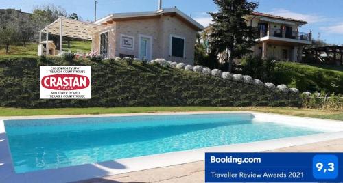 Tre Laghi Countryhouse Cottage with pool views — 4-Star Luxury Hotel in Citta Sant'angelo, Italy