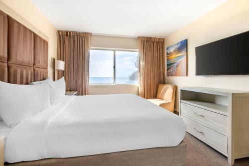 Hilton Vacation Club Riviera Beach & Shores - photo 23