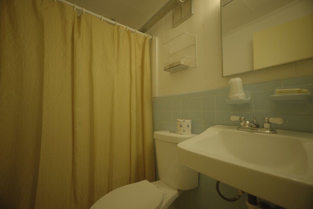 Betty Doon Hotel - photo 117