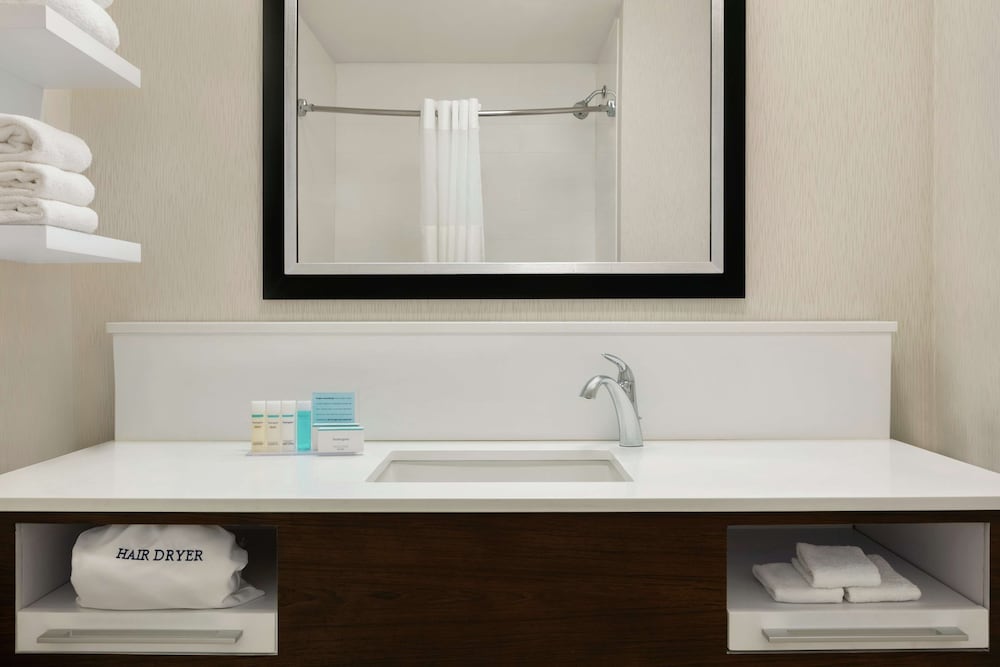 Hampton Inn Binghamton Johnson City - photo 17