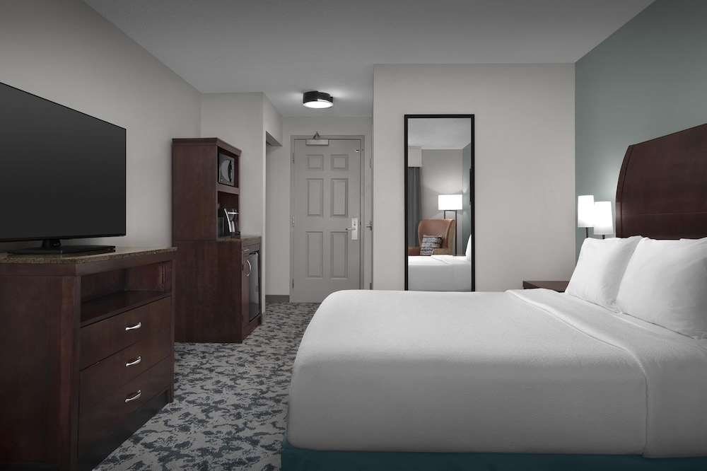 Hilton Garden Inn Denver Highlands Ranch - photo 14