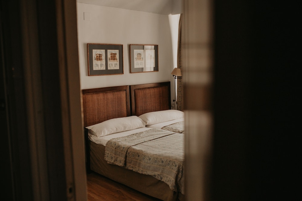 Hotel Posada de Valdezufre — Aracena — photo 5