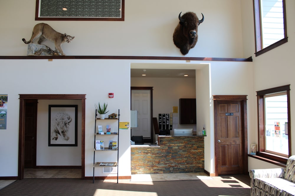 Yellowstone Big Rock Inn - photo 18