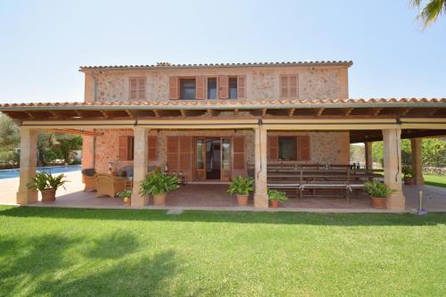 043 Villa Son Auba Gran ET3986 by Mallorca Charme — 4-Star Luxury Hotel in Muro, Spain