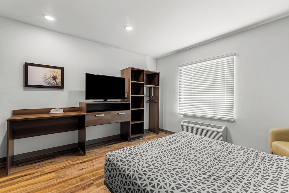 WoodSpring Suites Columbia Irmo - photo 7