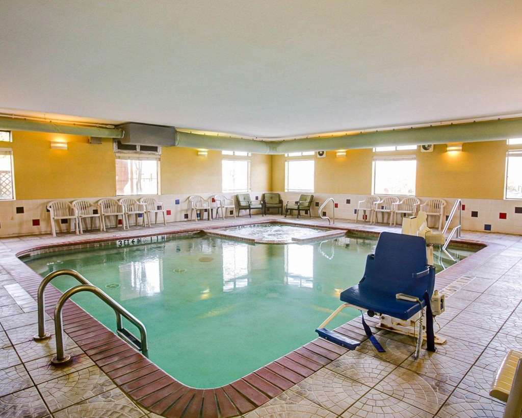Comfort Suites Brenham - photo 15
