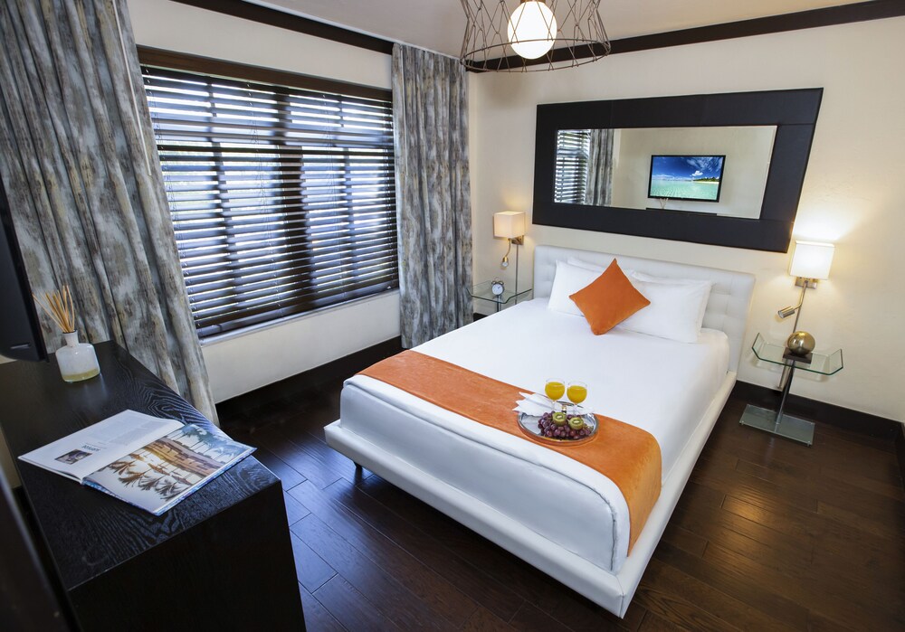Lincoln Arms Suites - photo 16