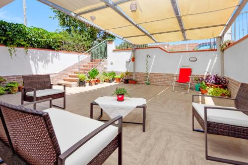 Appartamento Caterina — 4-Star Luxury Hotel in Siniscola, Italy