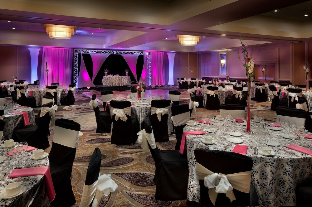 Hilton Concord - photo 32