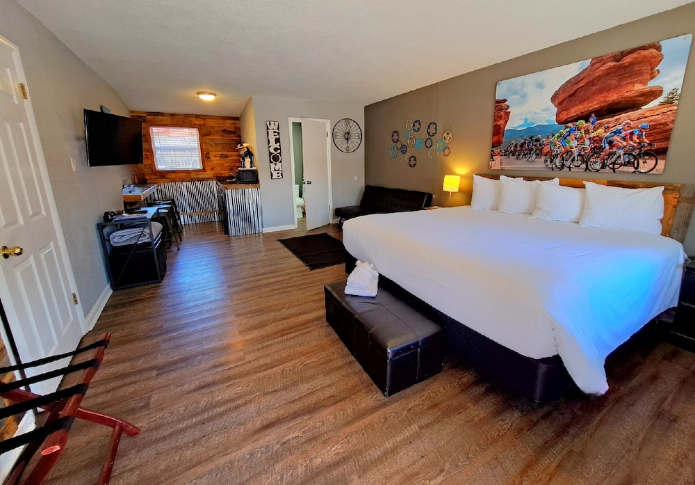 Buffalo Lodge Bicycle Resort - photo 19