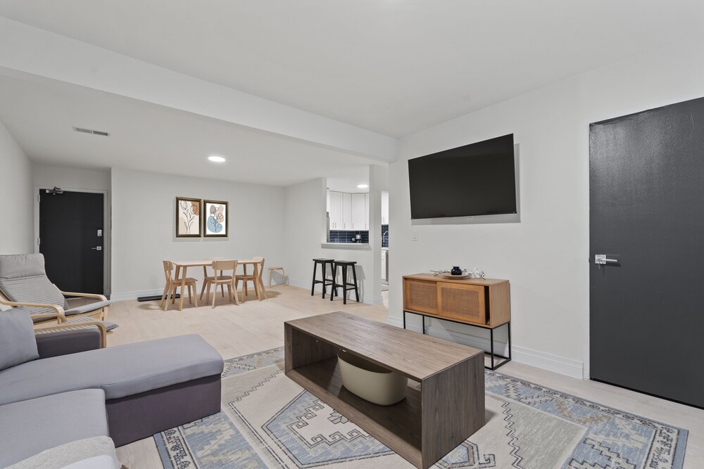 West Taylor Run Hotel - photo 33