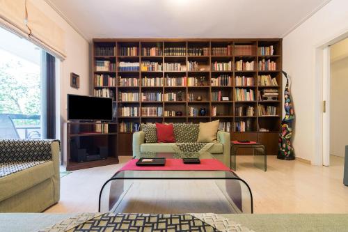 Seaside Apartment in Palaio Faliro — 4-Star Luxury Hotel in Athens, Greece