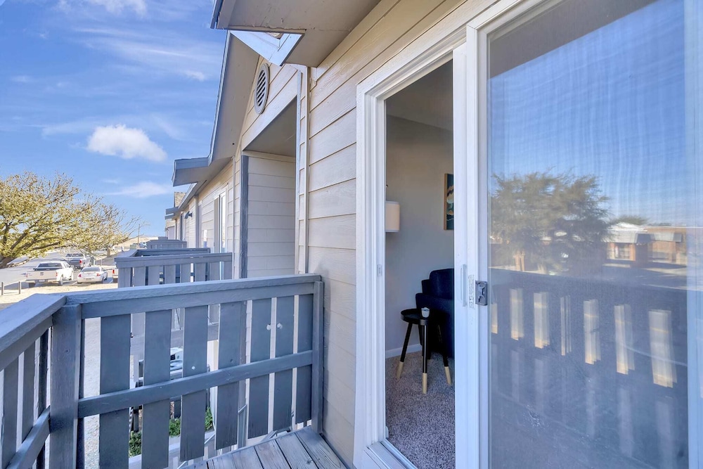 Relaxing Quaint 1BR in Heart of Midland - photo 46