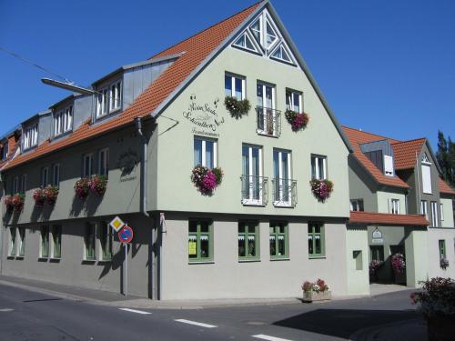 Weinstube Schwalbennest — hotel in Karlstadt