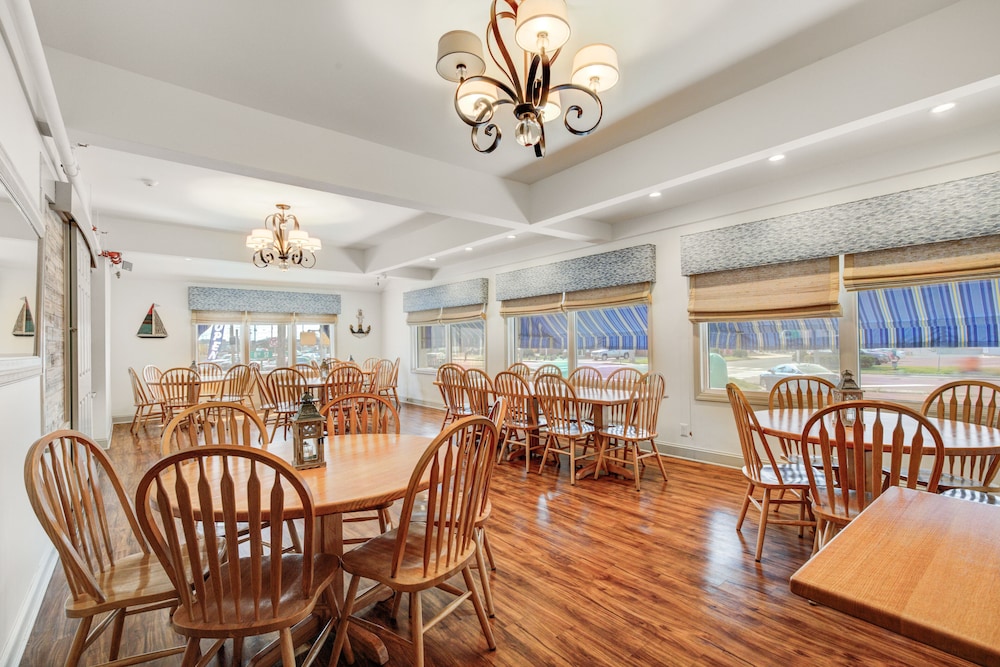 Surf City Hotel - photo 77