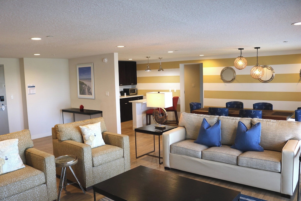 Southbank Hotel by Marriott Jacksonville Riverwalk - photo 10