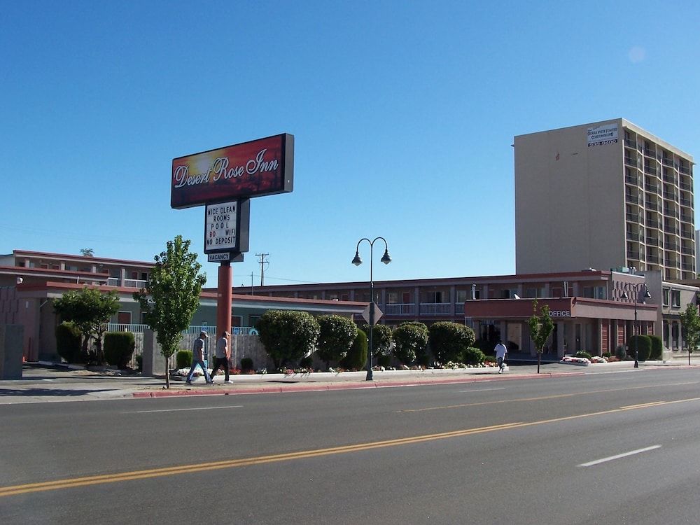 Desert Rose Inn - photo 11