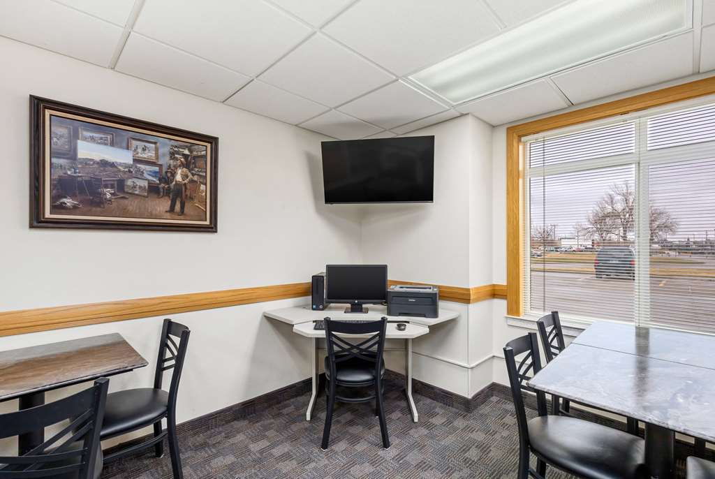 Days Inn by Wyndham Great Falls - photo 29