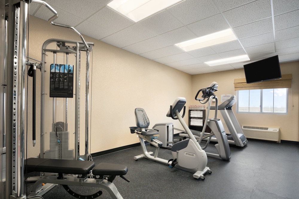 Baymont by Wyndham Odessa - photo 18