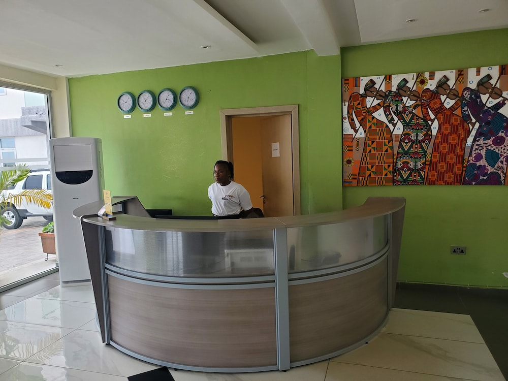 Lagoon Beach Hotel — Keta — photo 4