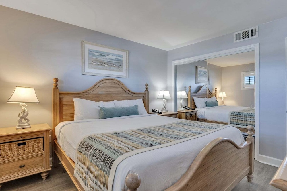 1106 Seaward Way by Atlantic Towers — Carolina Beach — photo 5