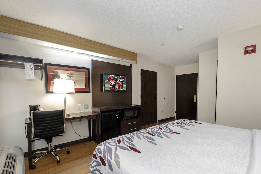 Red Roof Inn Pensacola Fairgrounds - photo 12