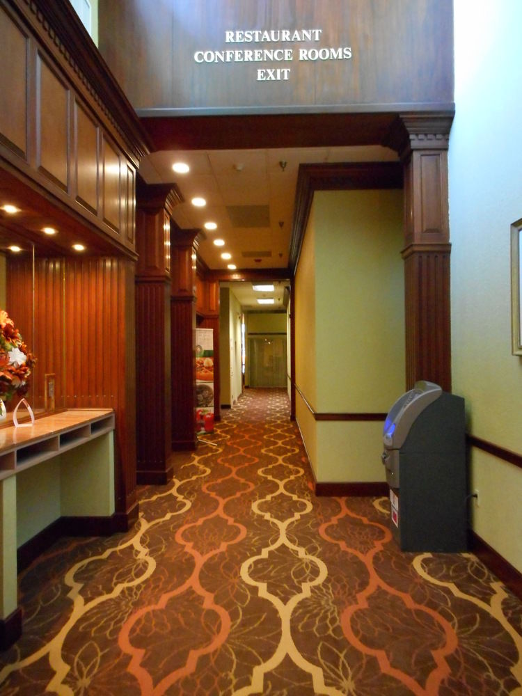 Clarion Inn & Suites By Hampton Convention Center - photo 26