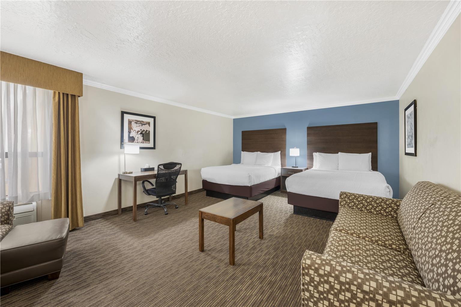 Best Western Airport Albuquerque InnSuites Hotel & Suites - photo 2