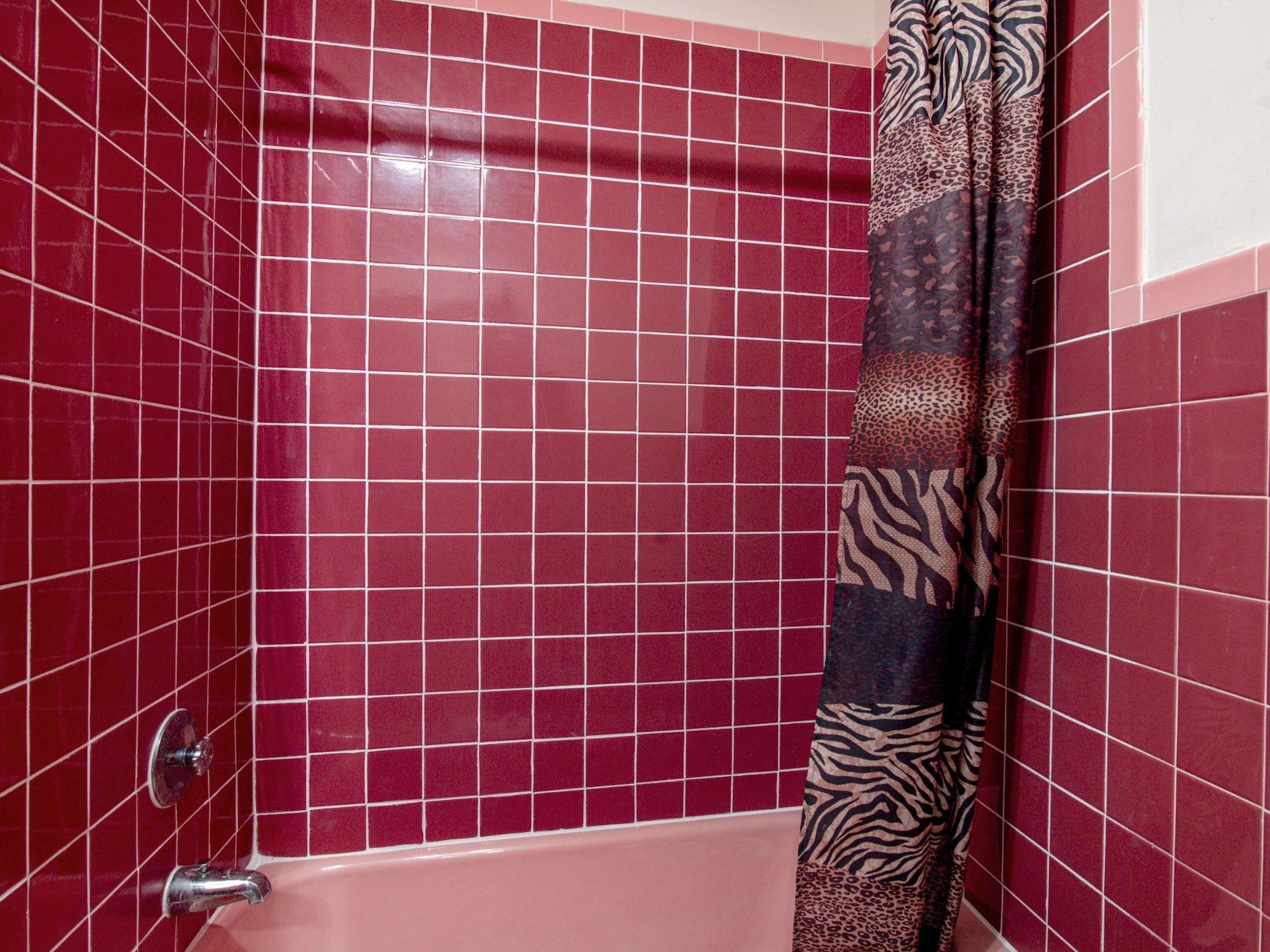 Oyo Hotel Dalton Pa I 81 - photo 40