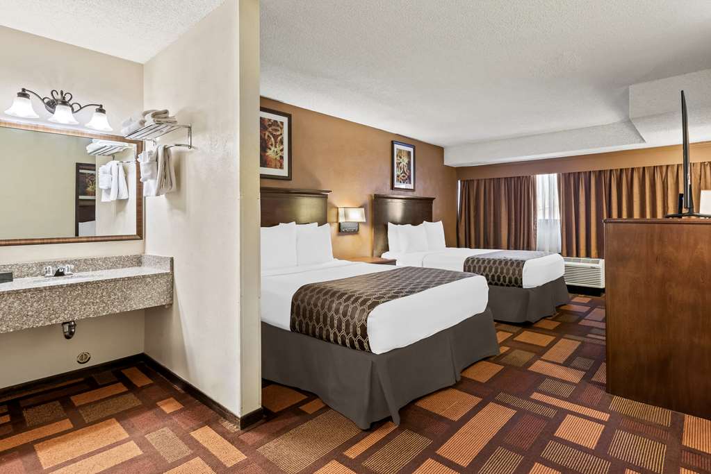 Best Western Tower West Lodge - photo 30