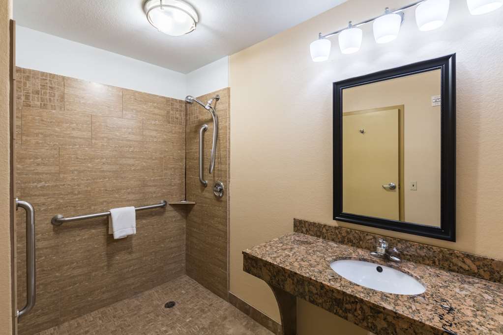 Motel 6 Joshua TX - photo 10