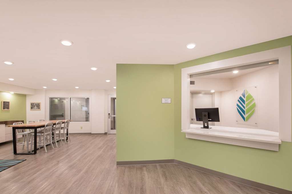 WoodSpring Suites Savannah Pooler - photo 5