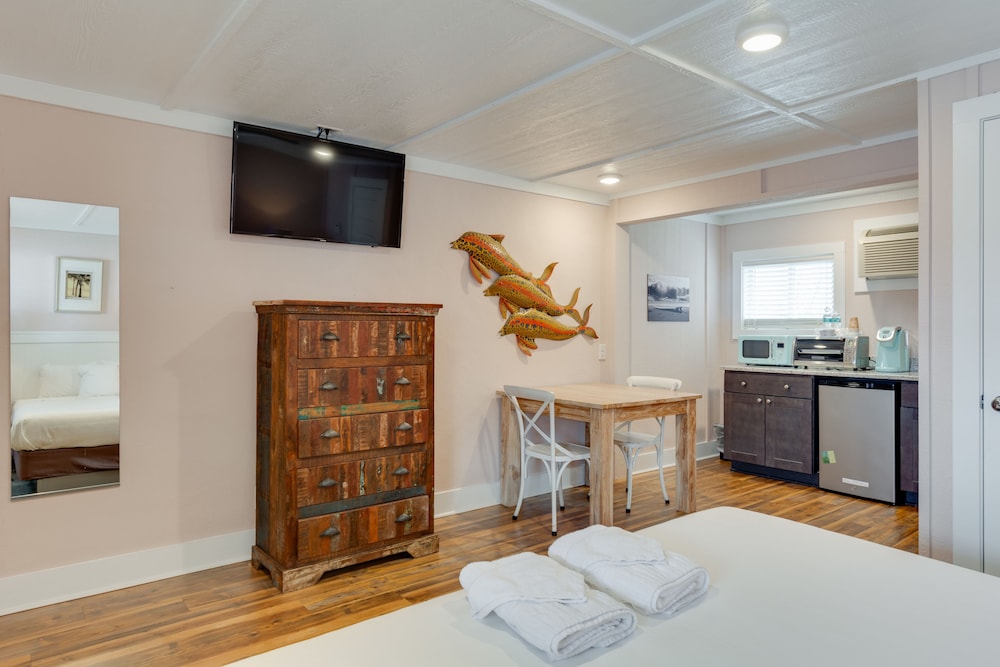 See Sea Motel - photo 34