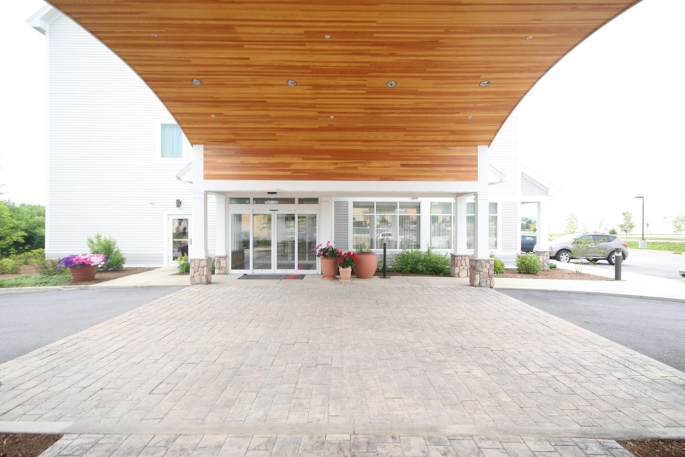 Hampton Inn Rutland - photo 68
