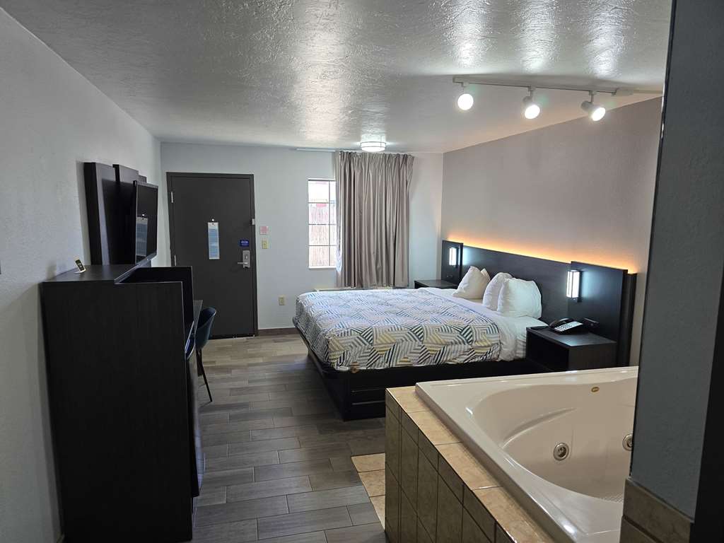 Economy Hotel Plus - photo 12