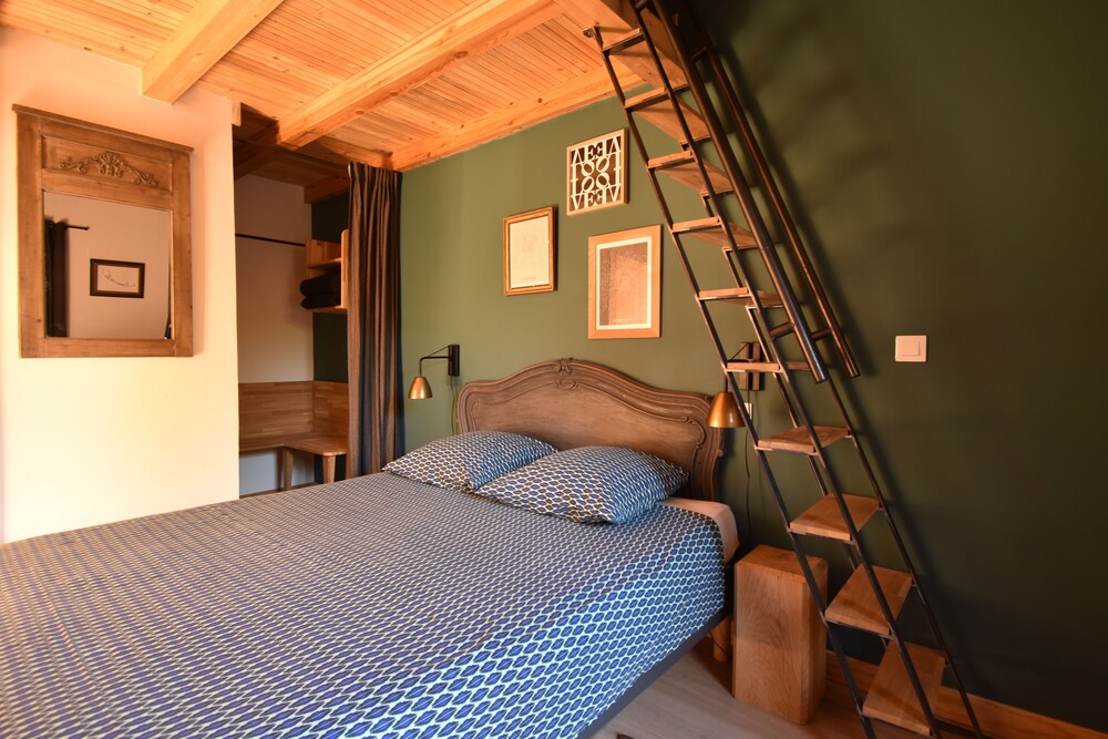 Macaza Location Bien Etre — Thaire