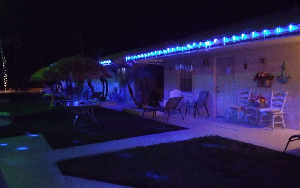 Tropical Bay Inn Motel - photo 23
