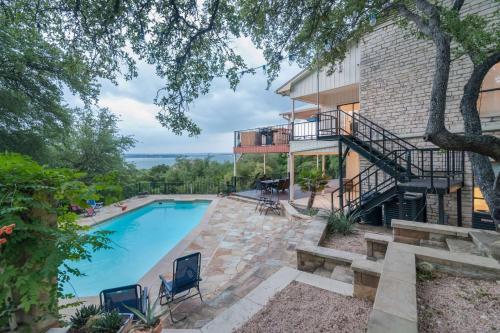 Mountain Trail Retreat in Austin, United States