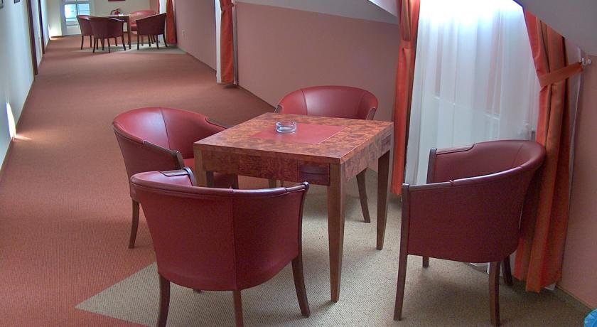 Hotel Vion — Zlate Moravce — photo 2