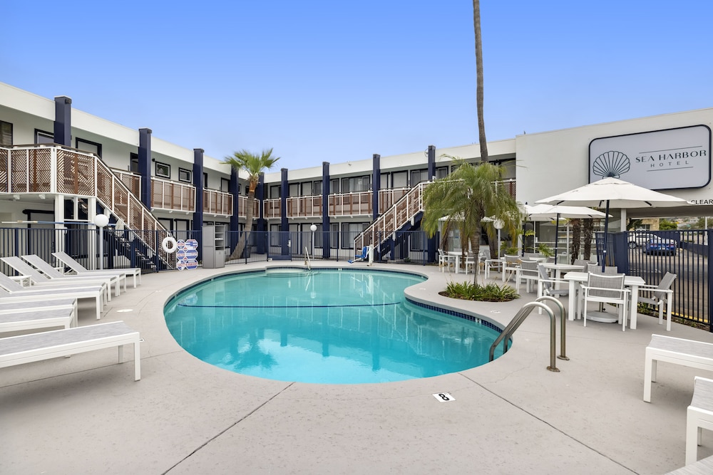 Sea Harbor Hotel - photo 55