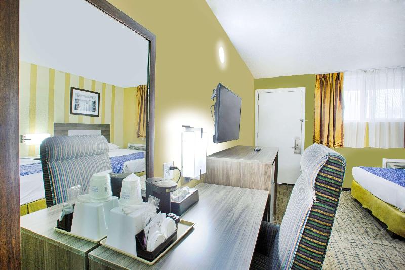 Travelodge by Wyndham Phoenix Downtown - photo 46