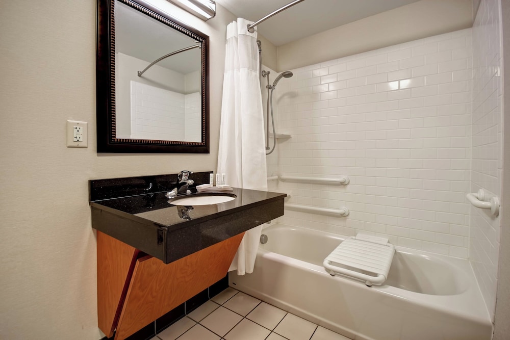 Fairfield Inn & Suites by Marriott North Platte - photo 13