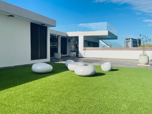 Umhlanga Ridge Sea View Studio Apartment — 4-Star Luxury Hotel in Durban, South Africa
