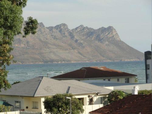 Ocean Elephant Beach Apartment LONG TERM — 4-Star Luxury Hotel in Cape Town, South Africa
