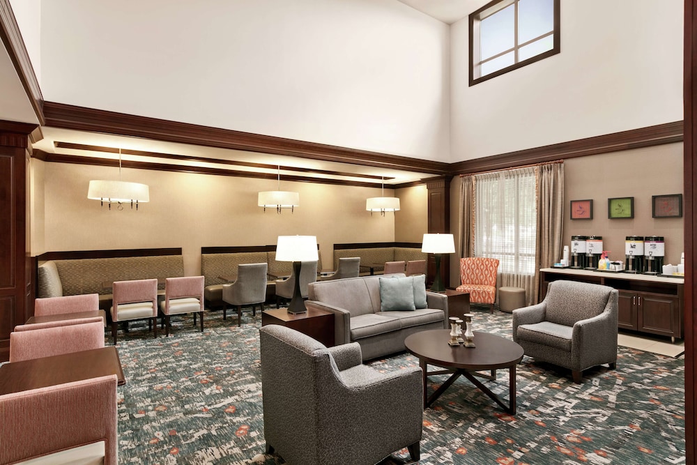 Hampton Inn & Suites Washington Dulles International Airport - photo 2