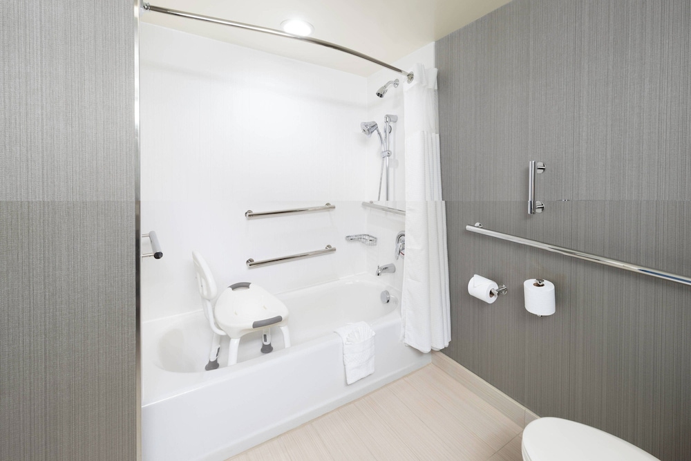 Courtyard by Marriott Bowie - photo 9