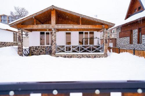 Kottage ji in Bakuriani, Georgia