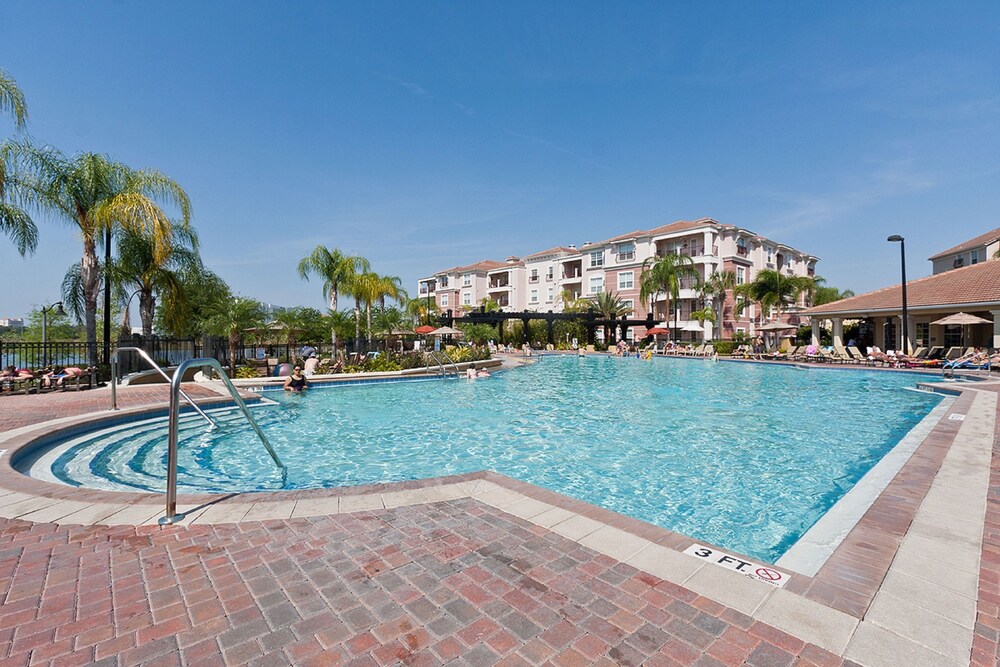 Vista Cay Resort by Intteli Fun Rentals - photo 48