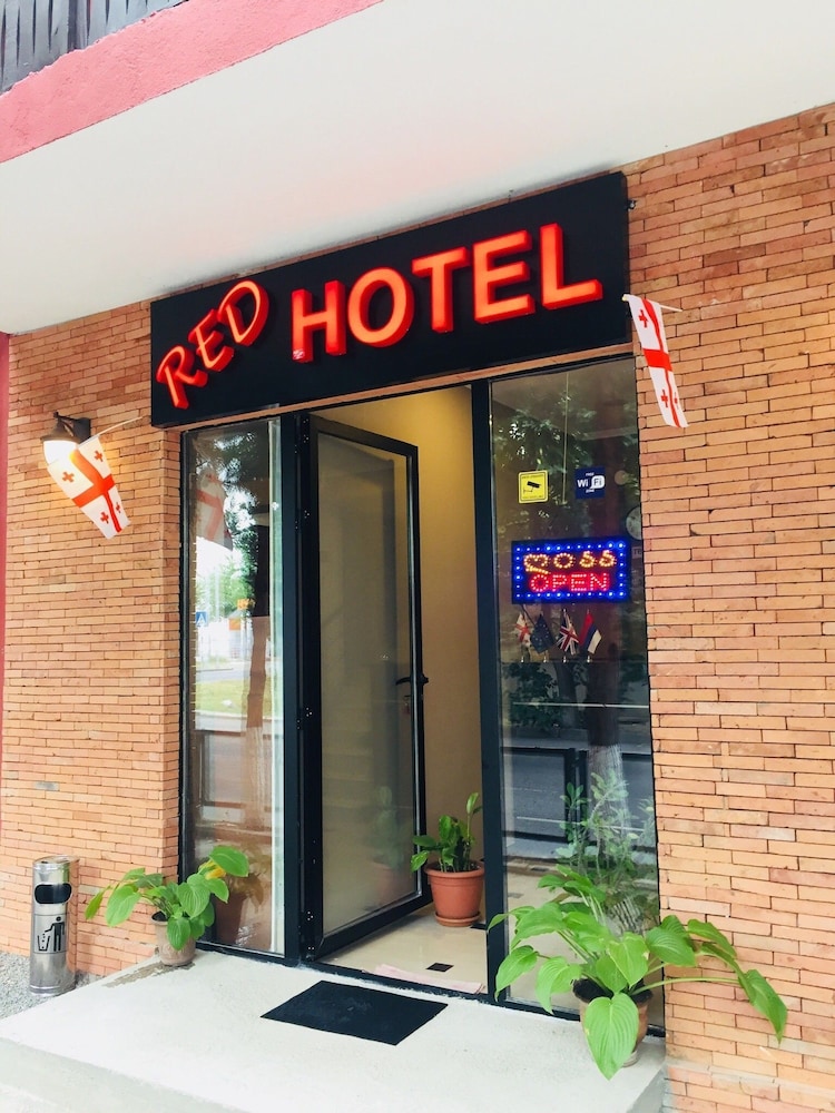 Redhotel - carbon neutral hotel in Tbilisi