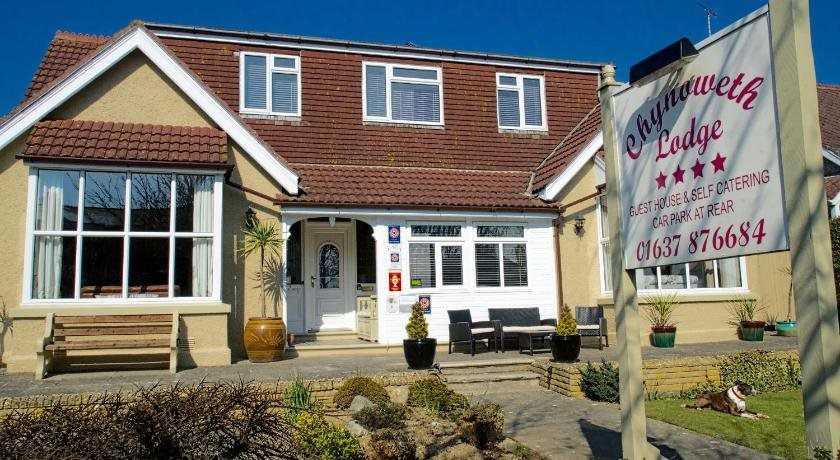 Chynoweth Court — 4-Star Luxury Hotel in Newquay, United Kingdom